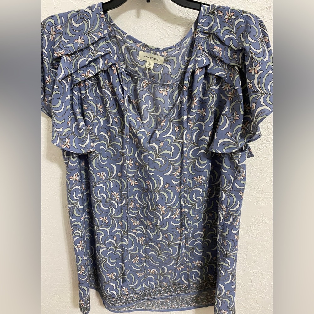 Lavender floral top